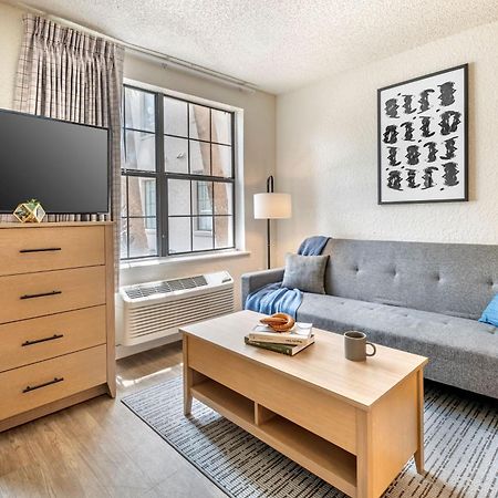 Intown Suites Extended Stay Greensboro Nc - Airport Eksteriør billede