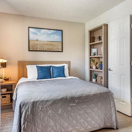 Intown Suites Extended Stay Greensboro Nc - Airport Eksteriør billede