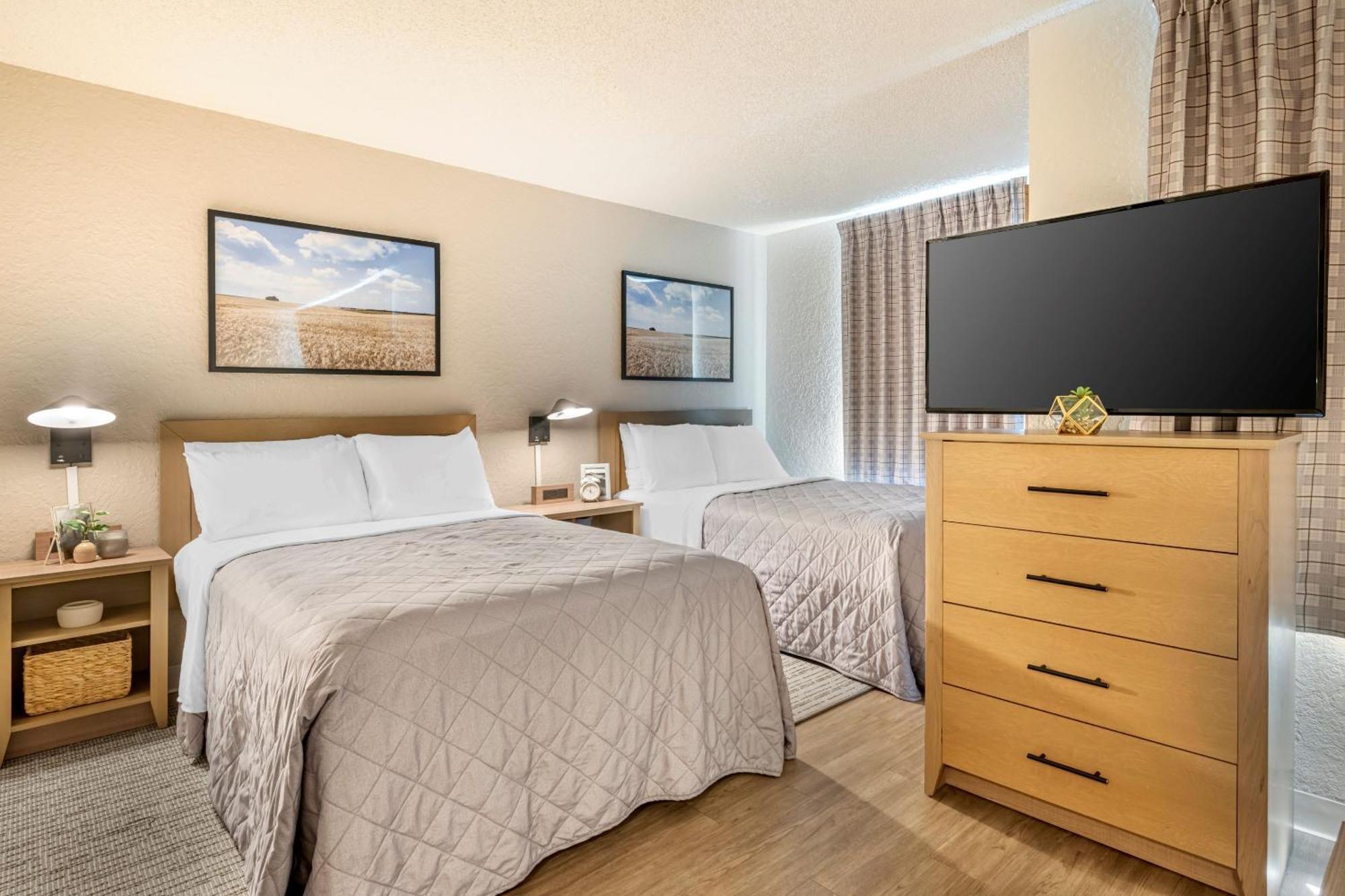 Intown Suites Extended Stay Greensboro Nc - Airport Eksteriør billede