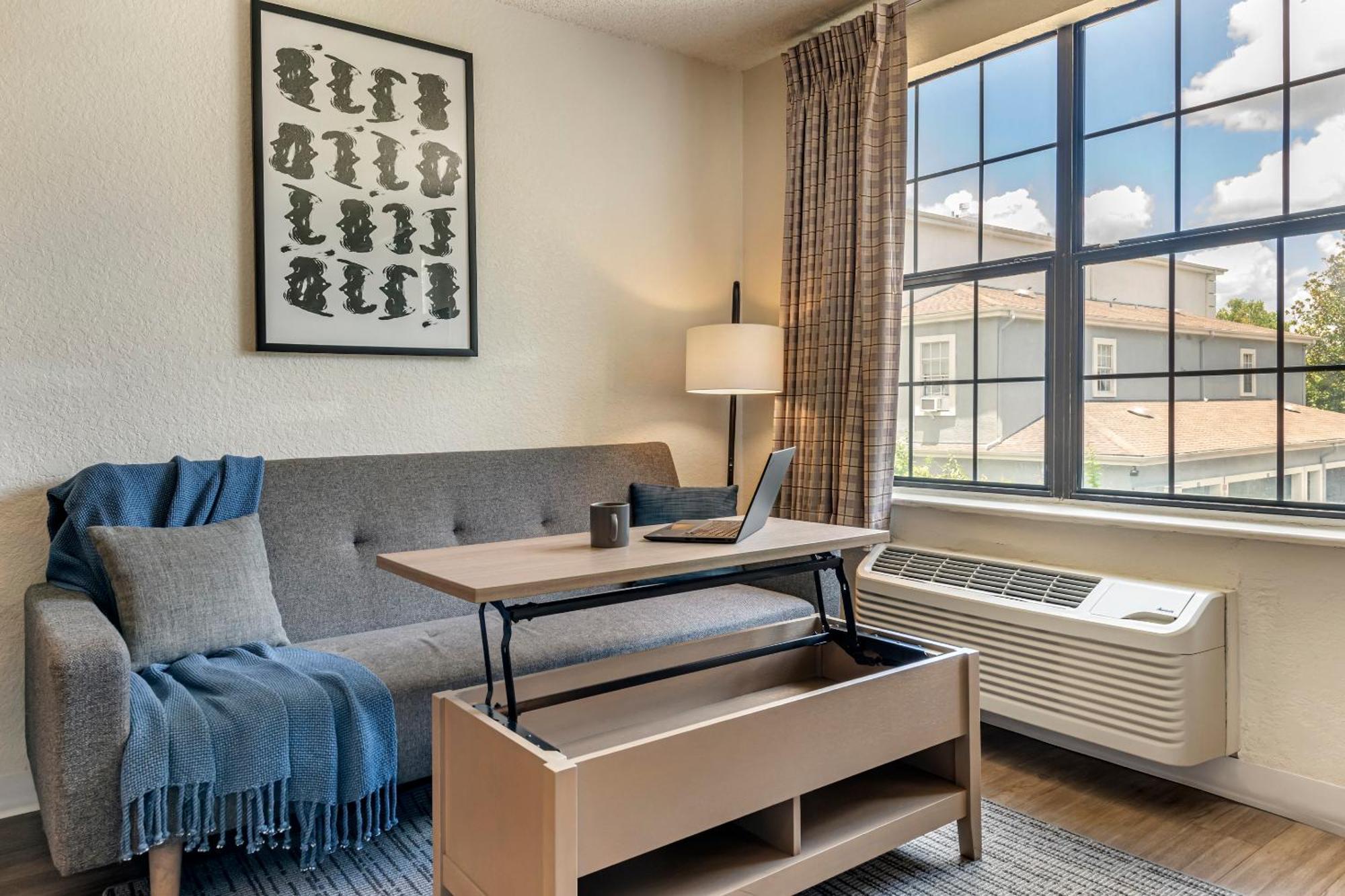 Intown Suites Extended Stay Greensboro Nc - Airport Eksteriør billede